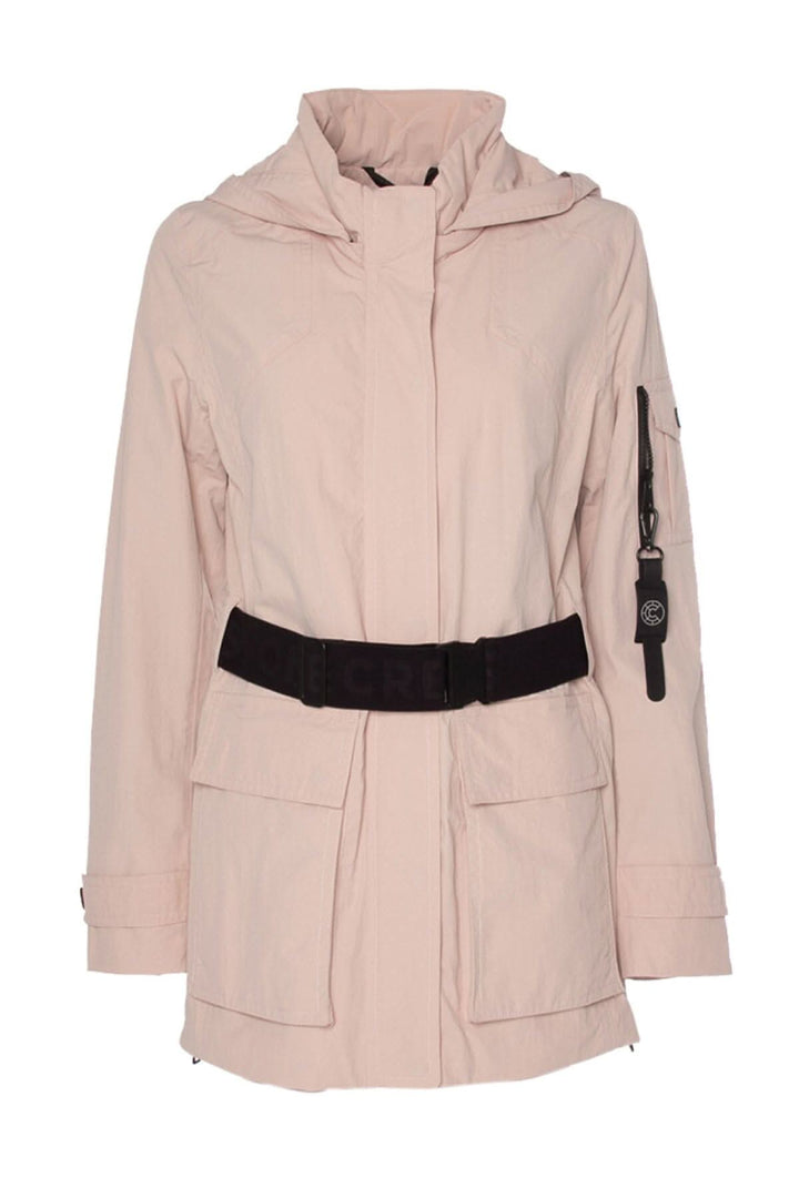 Veste rose avec capuche et ceinture, affichant une coupe moderne et des poches pratiques.