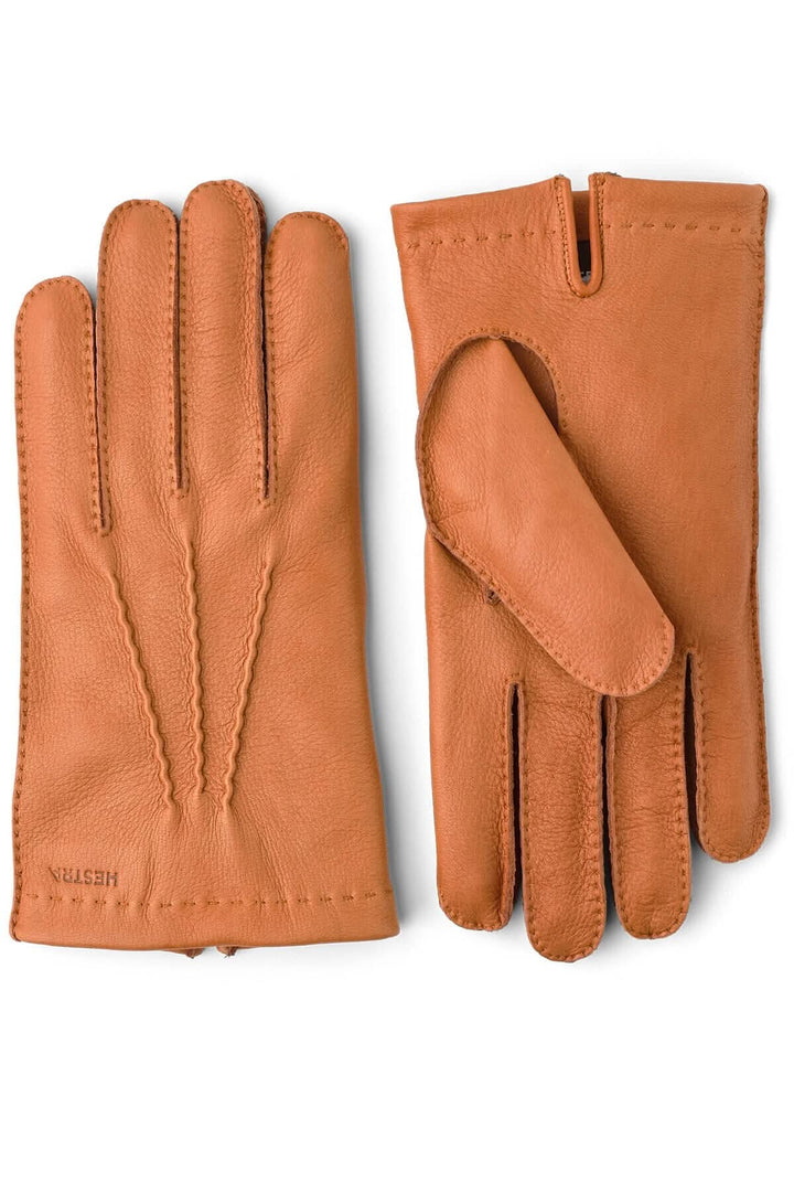 Gants en cuir de cer couleur caramel, style classique pour l'automne, collection Hestra.