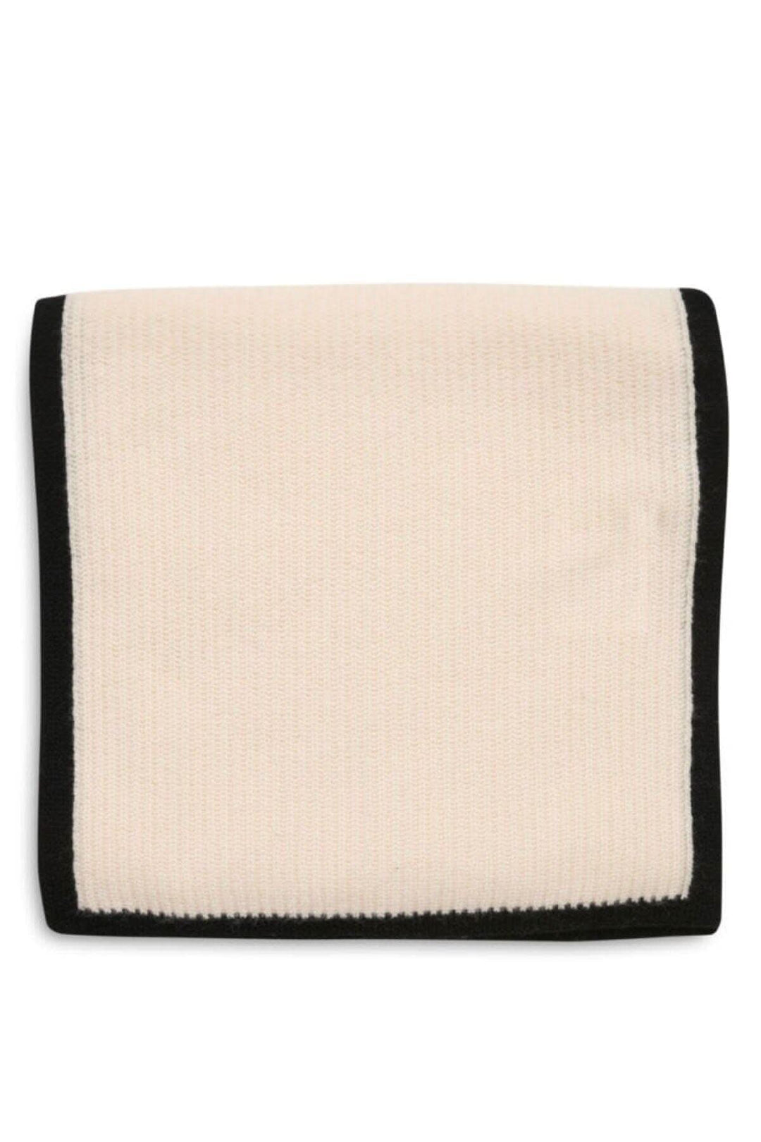 Foulard Pethra élégant en mailles côtelées épaisses avec bord contrasté, couleur crème et noir.