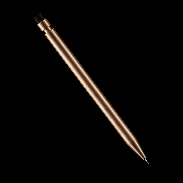 Crayon Modern Fuel en métal solide, design unique et sans pièce en plastique, élégant et fonctionnel.