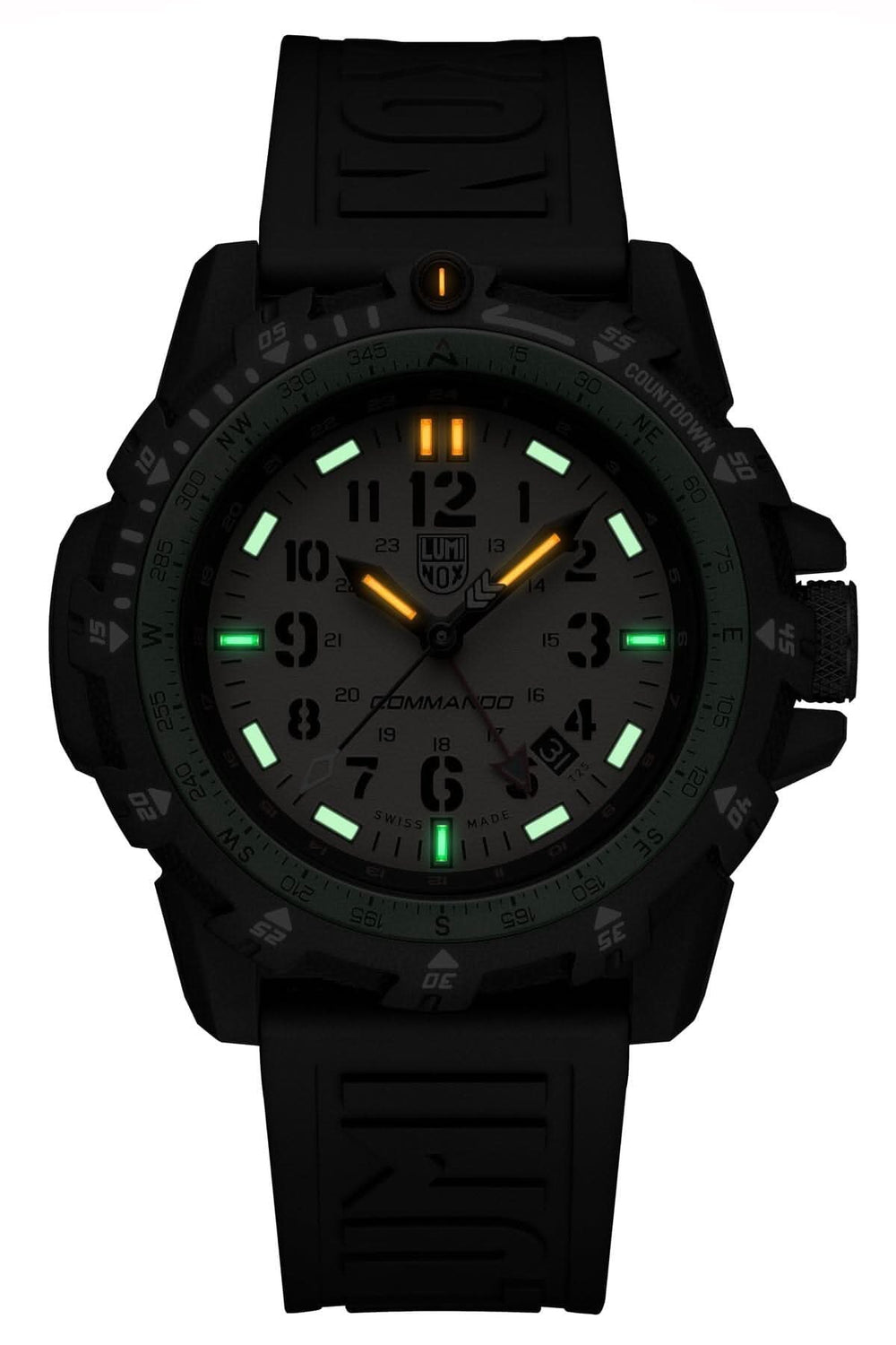 Montre Commando Raider 3321 Luminox avec affichage lumineux et boîtier noir robuste, idéale pour la plongée.