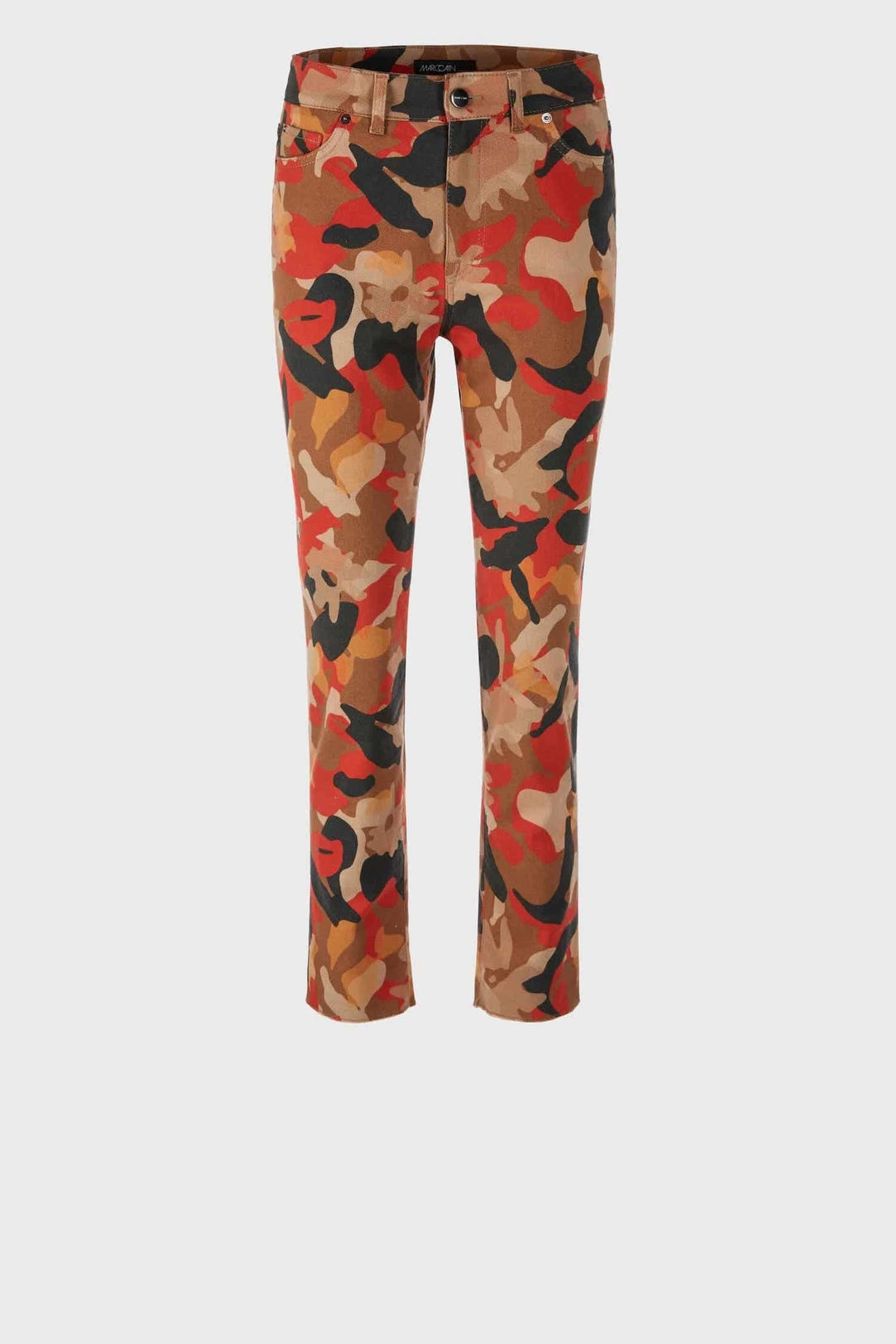 Pantalon imprimé camouflage en coton bio, motif coloré, coupe slim fit, fermeture par bouton et zip.