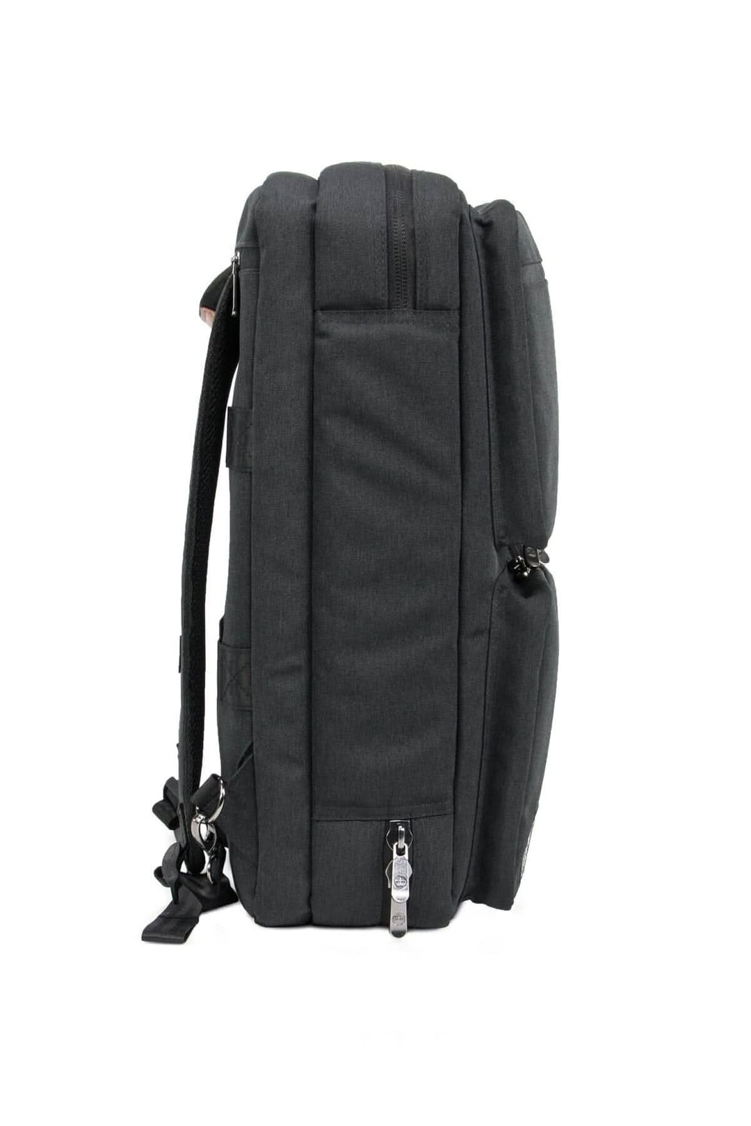 Sac à dos messager recyclé PKG Trenton 31L vue latérale, en polyester 600D résistant aux intempéries.