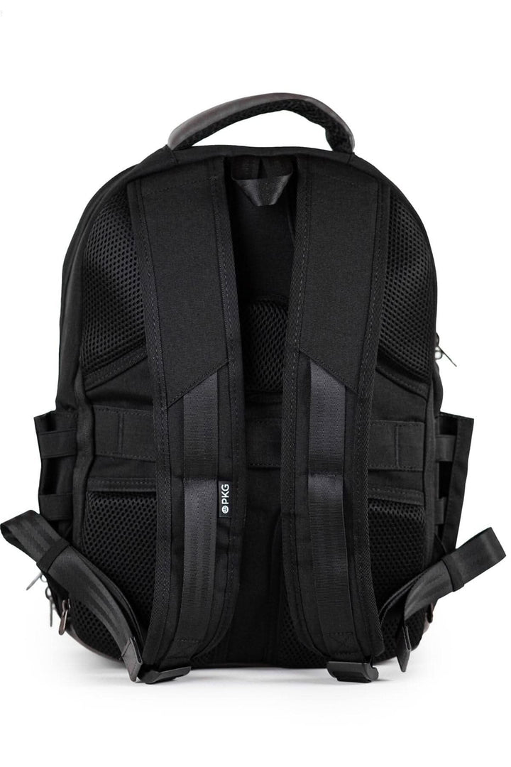 Sac à dos recyclé PKG Durham 17L, avec bretelles rembourrées et design ergonomique, idéal pour le transport quotidien.