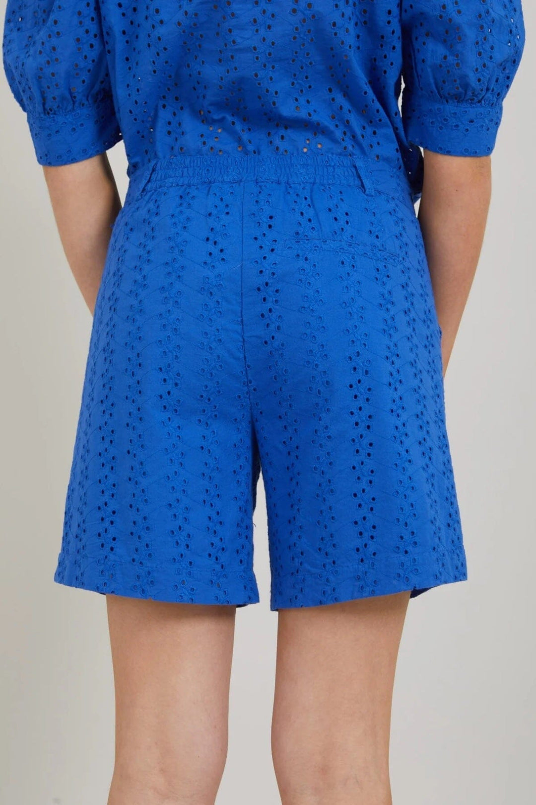 Short Lena avec brederie anglaise Femme - Bas - Short coster